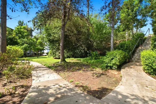 7500 Parkway DR #207, La Mesa, CA 91942