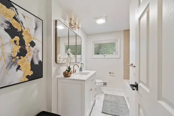 16 Bowl Rd, Chelmsford, MA 01824