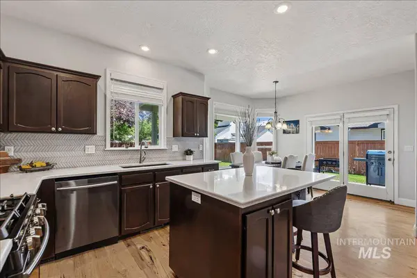 2078 W Lowry Street, Meridian, ID 83646
