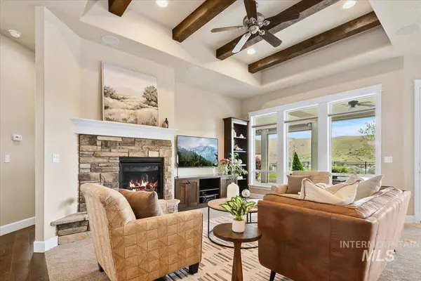 5030 W Parkridge Drive, Boise, ID 83714