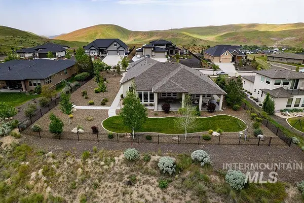 5030 W Parkridge Drive, Boise, ID 83714