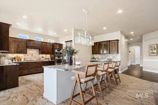 5030 W Parkridge Drive, Boise, ID 83714