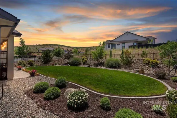 18071 N Burnt Car Way, Boise, ID 83714