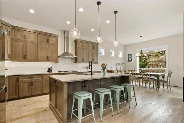 18071 N Burnt Car Way, Boise, ID 83714