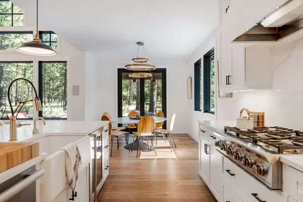 56278 Sable Rock Loop, Sunriver, OR 97707-2591