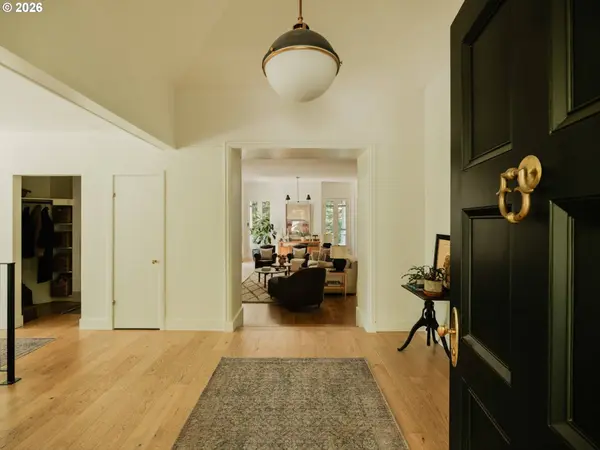 1615 S GREENWOOD RD, Portland, OR 97219