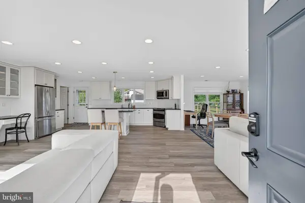 713 BAY DR, Stevensville, MD 21666