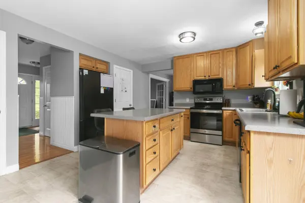 5848 Tradewinds Drive, Portage, MI 49024