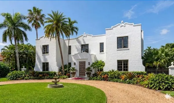 11402 NE 8th Ct, Biscayne Park, FL 33161