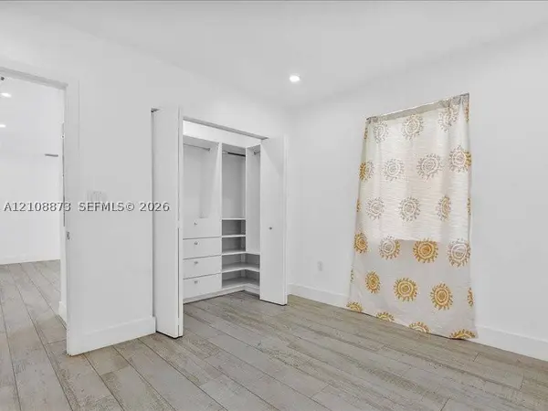 160 NW 121st St #0, North Miami, FL 33168
