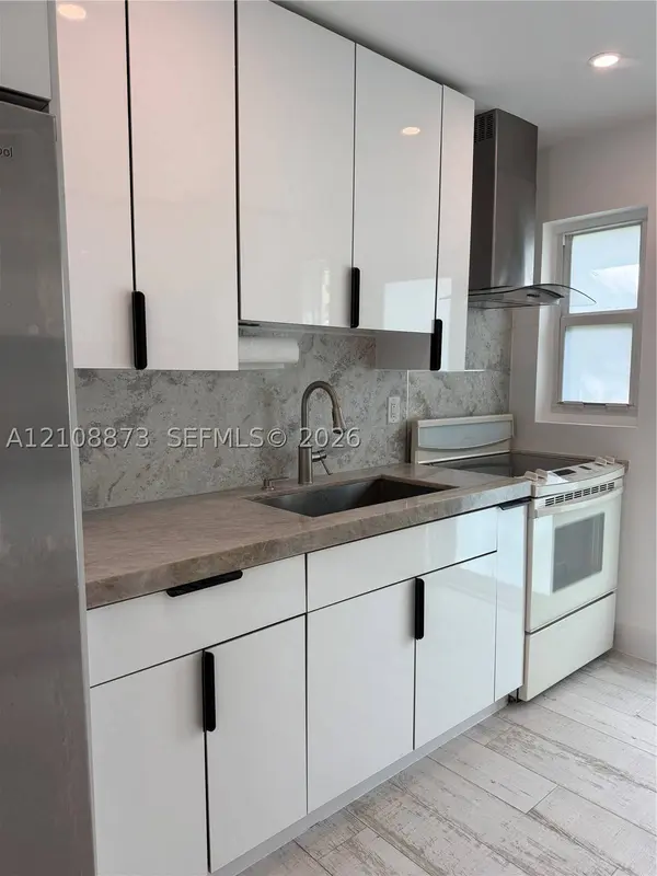 160 NW 121st St #0, North Miami, FL 33168