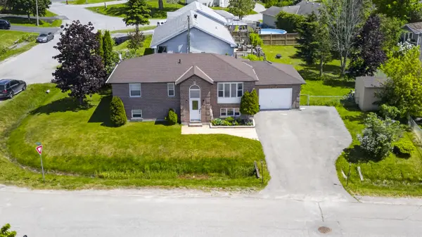 42 Sarah Cres, Kawartha Lakes,