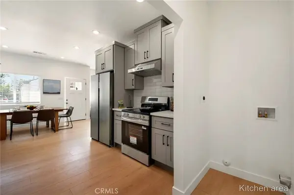 1411 W 7th ST, Santa Ana, CA 92703