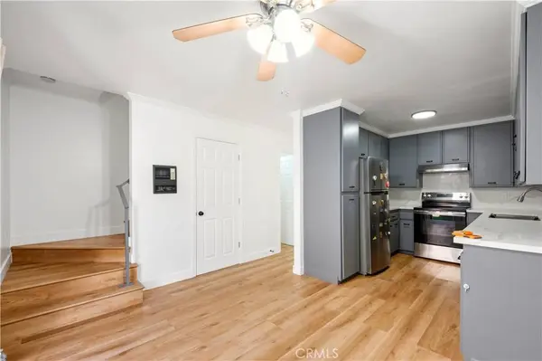 1602 N King,  APT #D4 ST, Santa Ana, CA 92706