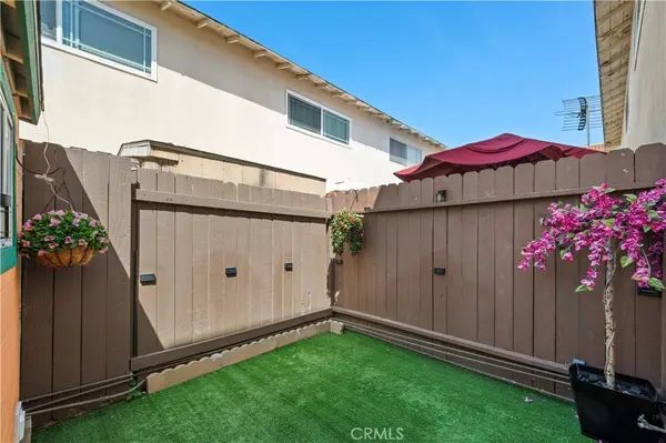 1602 N King,  APT #D4 ST, Santa Ana, CA 92706