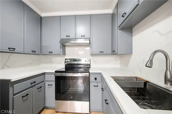 1602 N King,  APT #D4 ST, Santa Ana, CA 92706