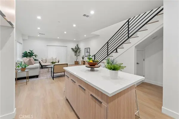 436 E Truslow AVE, Fullerton, CA 92832