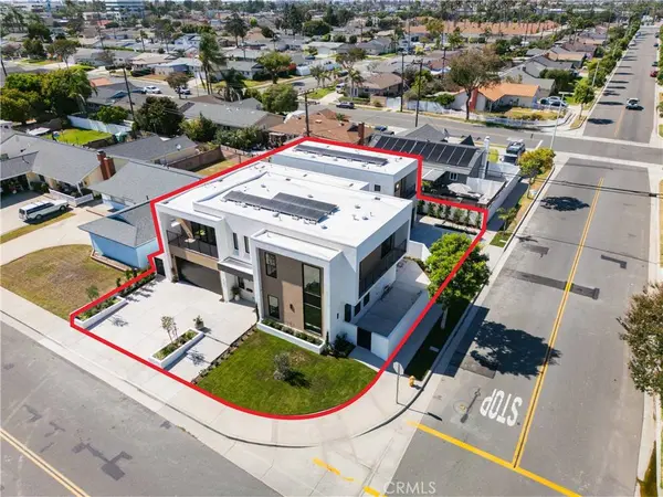 8251 Friesland DR, Huntington Beach, CA 92646