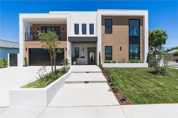 8251 Friesland DR, Huntington Beach, CA 92646