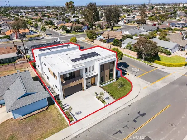 8251 Friesland DR, Huntington Beach, CA 92646