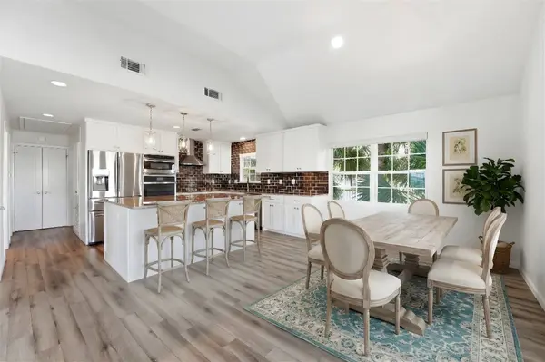 4408 Pelican WAY, Jamaica Beach, TX 77554
