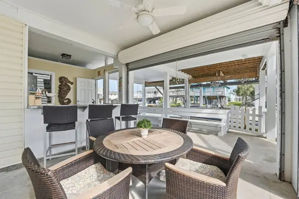 16635 Jamaica Cove RD, Jamaica Beach, TX 77554