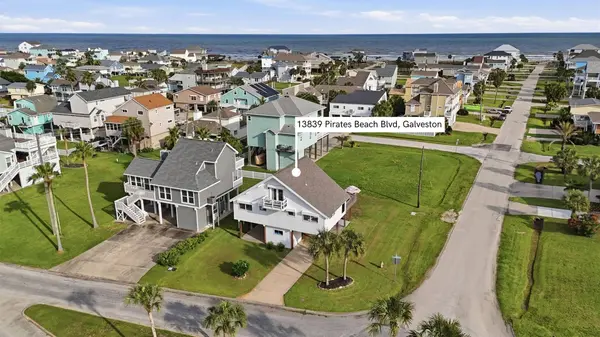 13839 Pirates Beach BLVD, Galveston, TX 77554