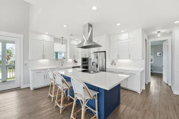 4003 Elissa Court, Galveston, TX 77554