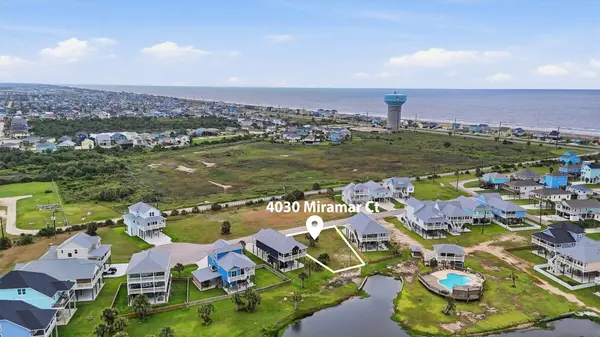 4030 Miramar CT, Galveston, TX 77554