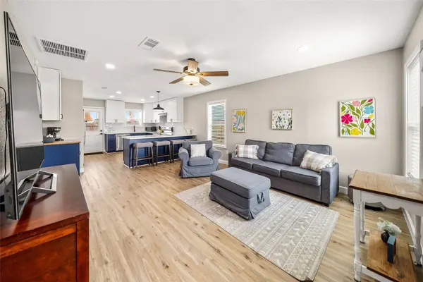 2008 71st ST, Galveston, TX 77551