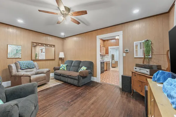 2212 32nd ST, Galveston, TX 77550