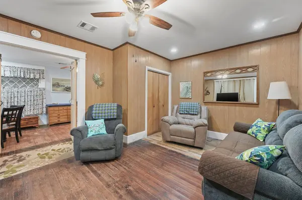2212 32nd ST, Galveston, TX 77550