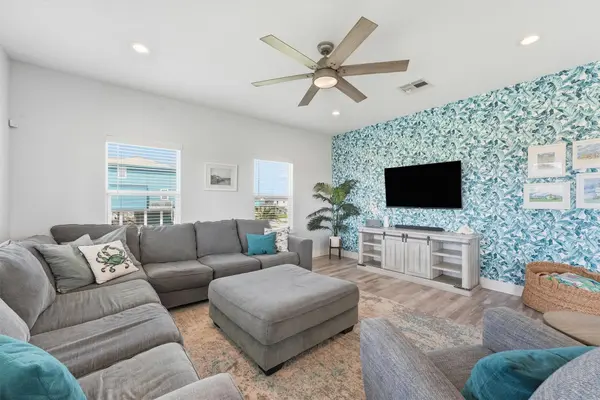 18705 Warrior RD, Galveston, TX 77554
