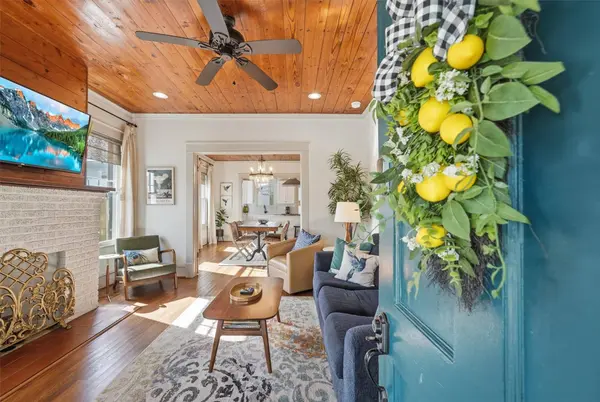 4524 Avenue O 1/2, Galveston, TX 77551
