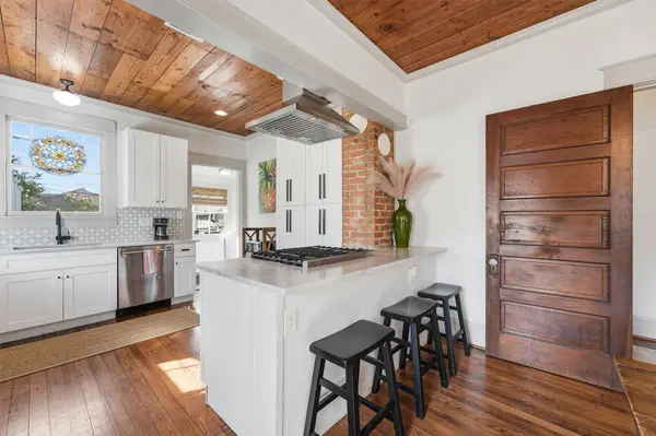 4524 Avenue O 1/2, Galveston, TX 77551