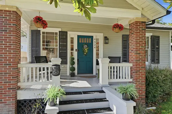 4524 Avenue O 1/2, Galveston, TX 77551