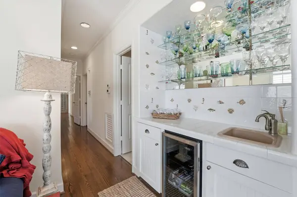 16635 Jamaica Cove RD, Jamaica Beach, TX 77554