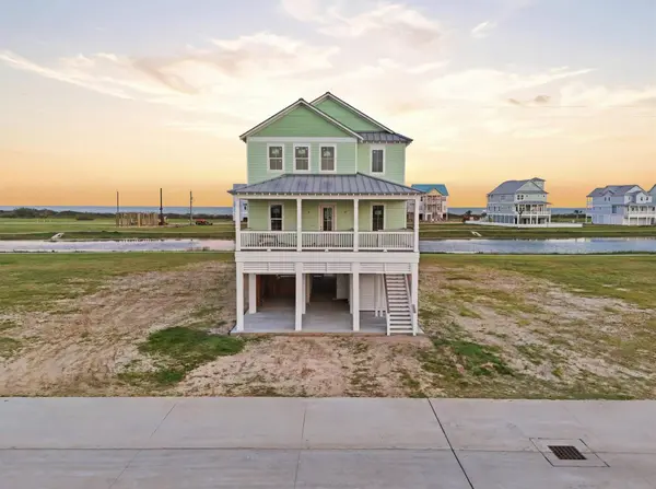 11327 Starfish DR, Galveston, TX 77554