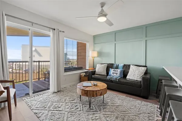 9520 Seawall BLVD #315, Galveston, TX 77554