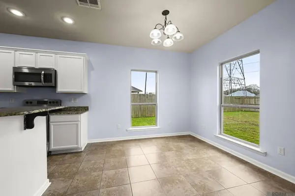 11371 Rossow Ct, Denham Springs, LA 70726