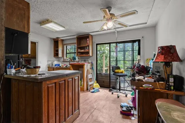 10619 Old Cabin Rd, Winslow, AR 72959