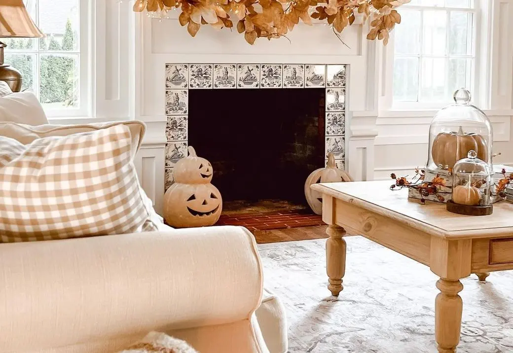 Holiday Decorating When Your Home Is on the Market