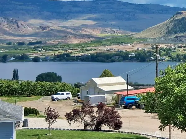 2206 Summit DR, Oroville, WA 98844