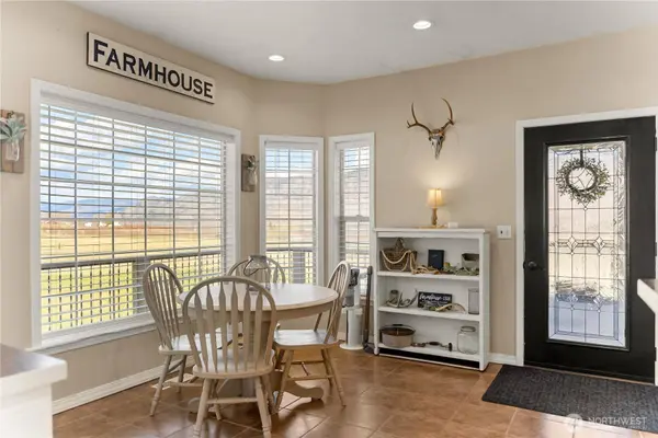 31 Rooster Flats, Oroville, WA 98844