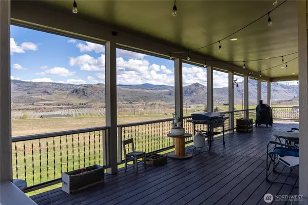 31 Rooster Flats, Oroville, WA 98844