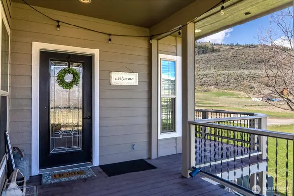 31 Rooster Flats, Oroville, WA 98844