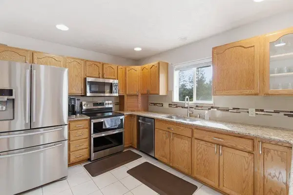 4810 S Stark Ln, Spokane Valley, WA 99206