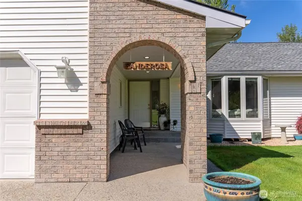 428 Eastlake RD, Oroville, WA 98844