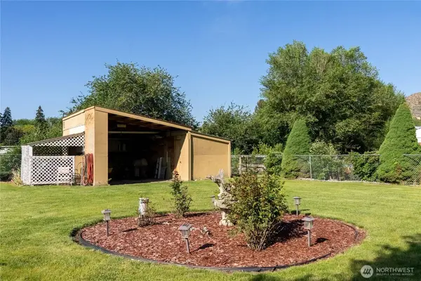 119 N Locust WAY, Tonasket, WA 98855