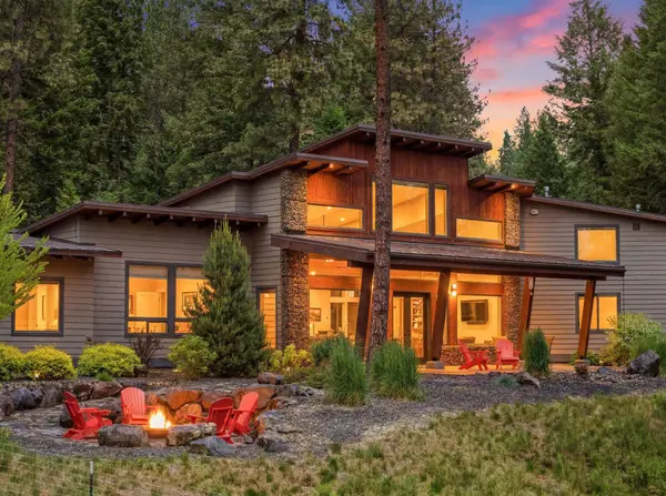 25204 N Lords Ln, Chattaroy, WA 99003